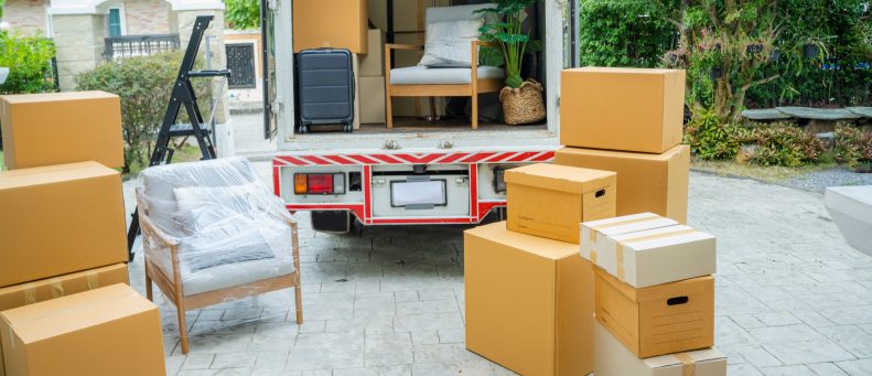 Let Elite Truck Rental Help You Think “Inside” the Box