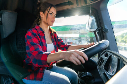 What Should I Expect When Working With a Truck Rental Company? 