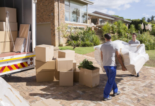 How Does Renting a Moving Truck Save Time? 
