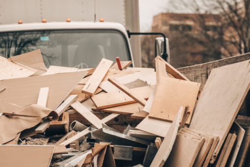 How a Truck Rental Can Help You With a Home Renovation