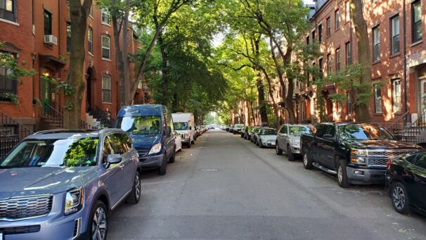 How Do You Handle Parking a Moving Truck in Dense Chicago Neighborhoods?